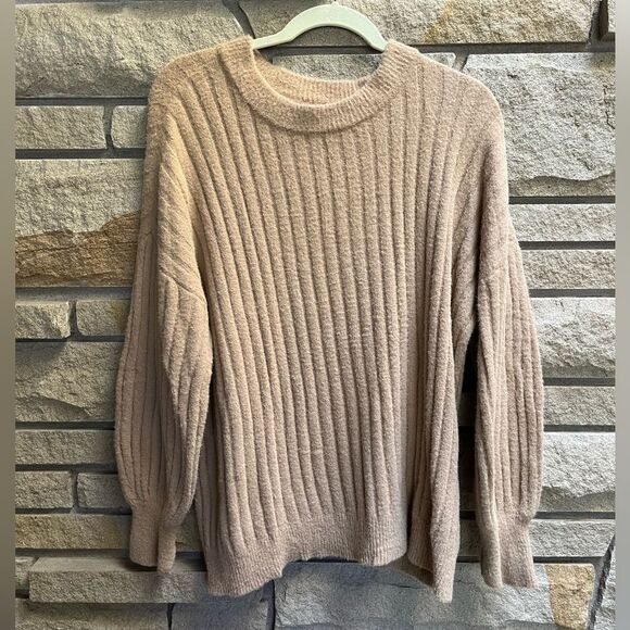 Aerie Buttercream Crew Oversized Slouchy Sweater Small Cappucino Tan cozy soft - Picture 2 of 8